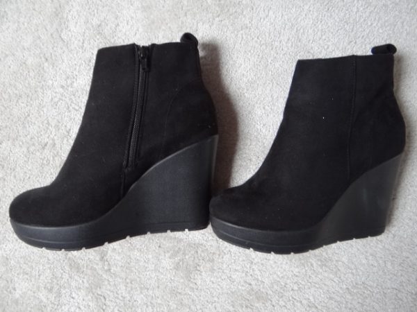 Women's Black Wedge Platform Boots size 5