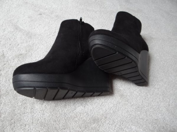 Women's Black Wedge Platform Boots size 5