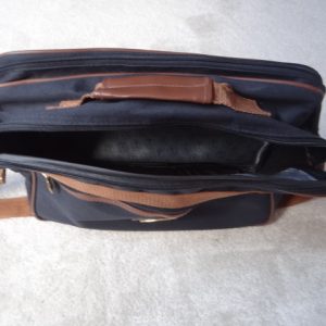 Travel Bag with 3 zipped compartments