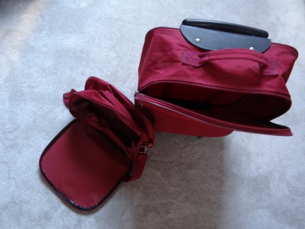 Travel Bag on wheels with matching small hand bag