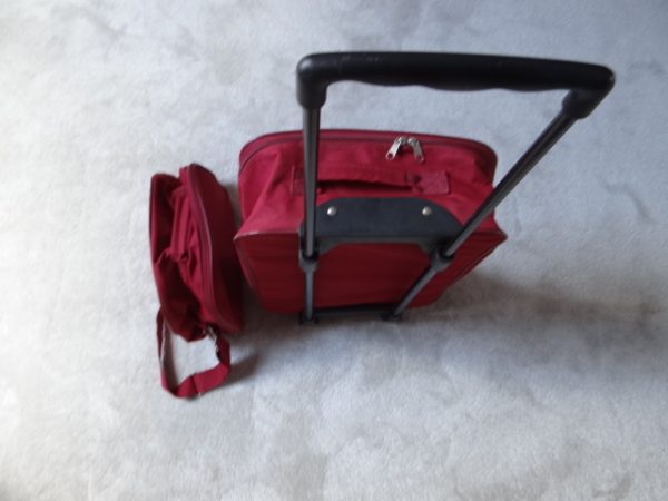 Travel Bag on wheels with matching small hand bag