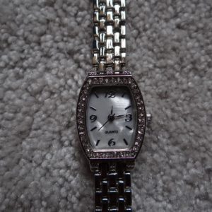 Women's silver coloured quartz watch