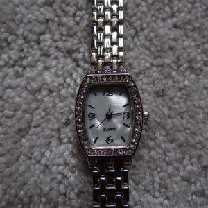 Women's silver coloured quartz watch