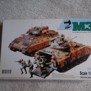 U.S. M3 BRADLEY CAVALRY VEHICLE plastic model kit