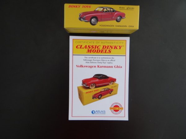 Atlas Editions Classic Dinky Replica Model Volkswagen Karmann Ghia