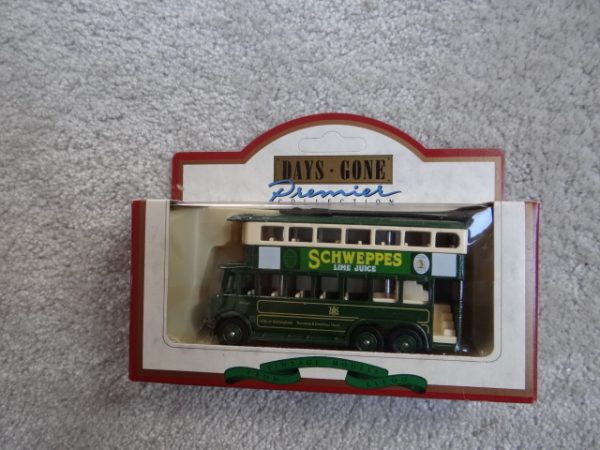 Days Gone Vintage Models from Lledo 1928 Karrier E6 Trolley Bus