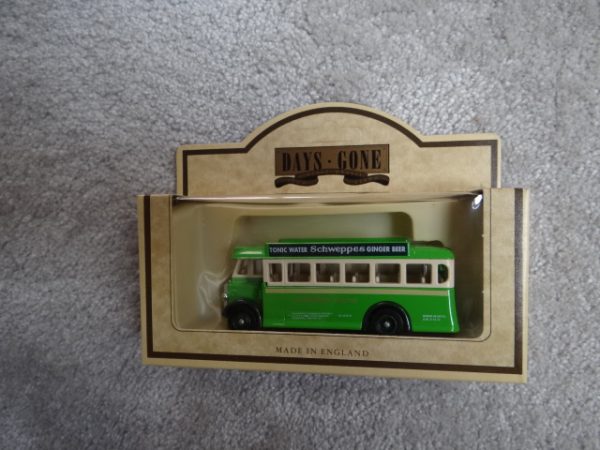 Days Gone Vintage Models from Lledo 1932 AEC Regal Single Deck Bus