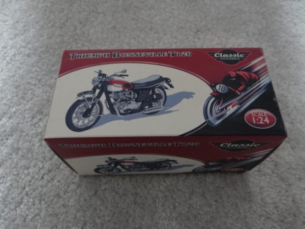 Atlas Editions Classic Motorbikes Replica Model Triumph Bonneville T120 1967