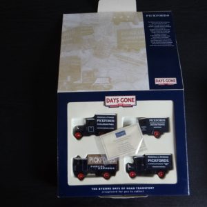 Days Gone Vintage Lledo Models 4 Diecast Pickfords Vans