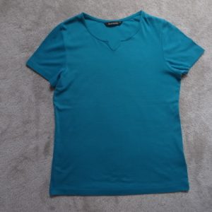 Women's Green T Shirt Style Top, size medium