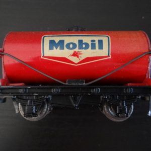 Hornby Dublo Red Mobil Tank Wagon