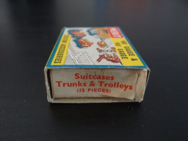 Merit - Suitcases, Trunks and Trolleys (12 pieces) No. 5062?