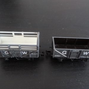 2 x Peco N Gauge Rolling Stock