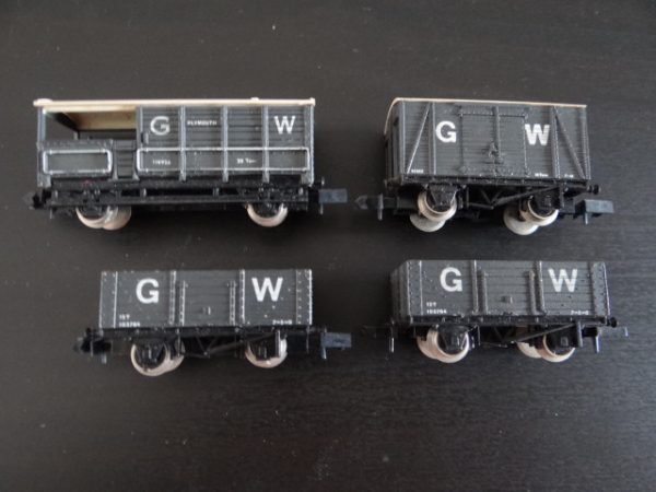 4 x Graham Farish N Gauge Rolling Stock