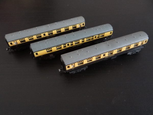 3 x Lima Coaches Great Western No. 5015 N Gauge