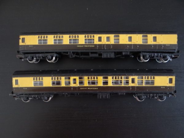 2 x Hornby Coaches Great Western Railways