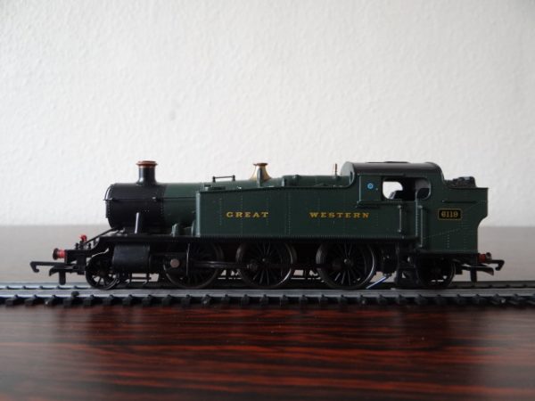 Hornby GWR 2-6-2T Prairie Class 61XX Locomotive 6119