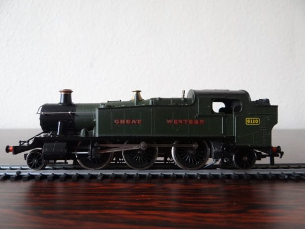 Airfix Railway System GWR 2-6-2 Prairie Tank Locomotive