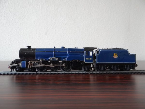 Trix ? Princes Locomotive Dark Blue 46201 4-6-2 and Tender