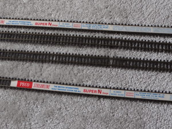 4 x Peco Streamline Super N Gauge SL-300XX Nickel Silver Track