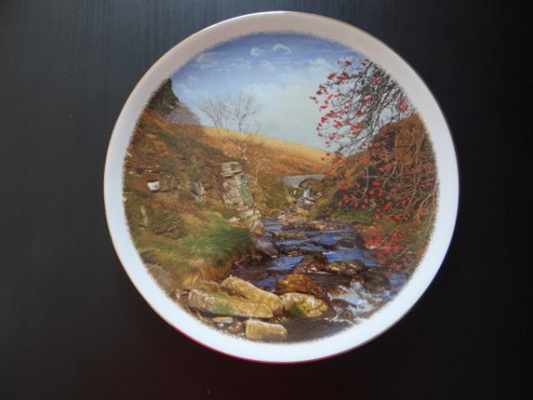 'Autumn Valley' Souvenir Collector's Plate