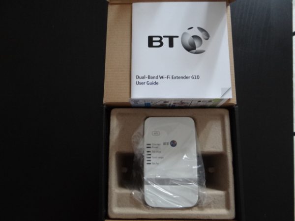 BT Dual-Band Wi-Fi Extender 610